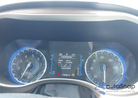 2017 Chrysler Pacifica Touring-L z USA, uszkodzony, nr VIN 2C4RC1BG1HR711870